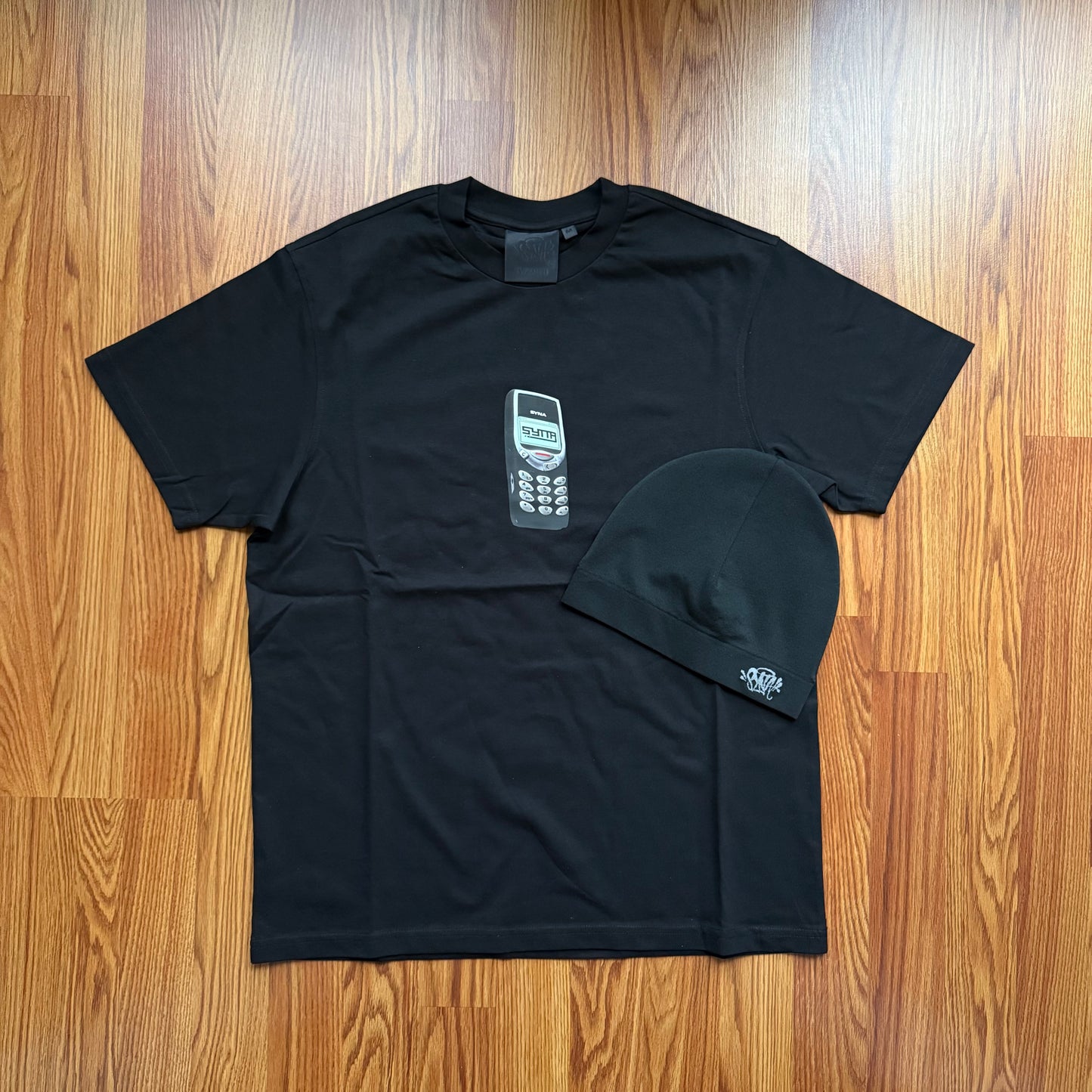 Syna World Nokia Shirt Size M + Syna OG Skull Cap